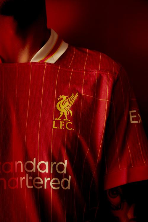 Edgar Lima后半程发力完成夸张动作