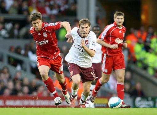 新鹏城vs成都：三外援PK四外援，韦世豪、杨明洋出战