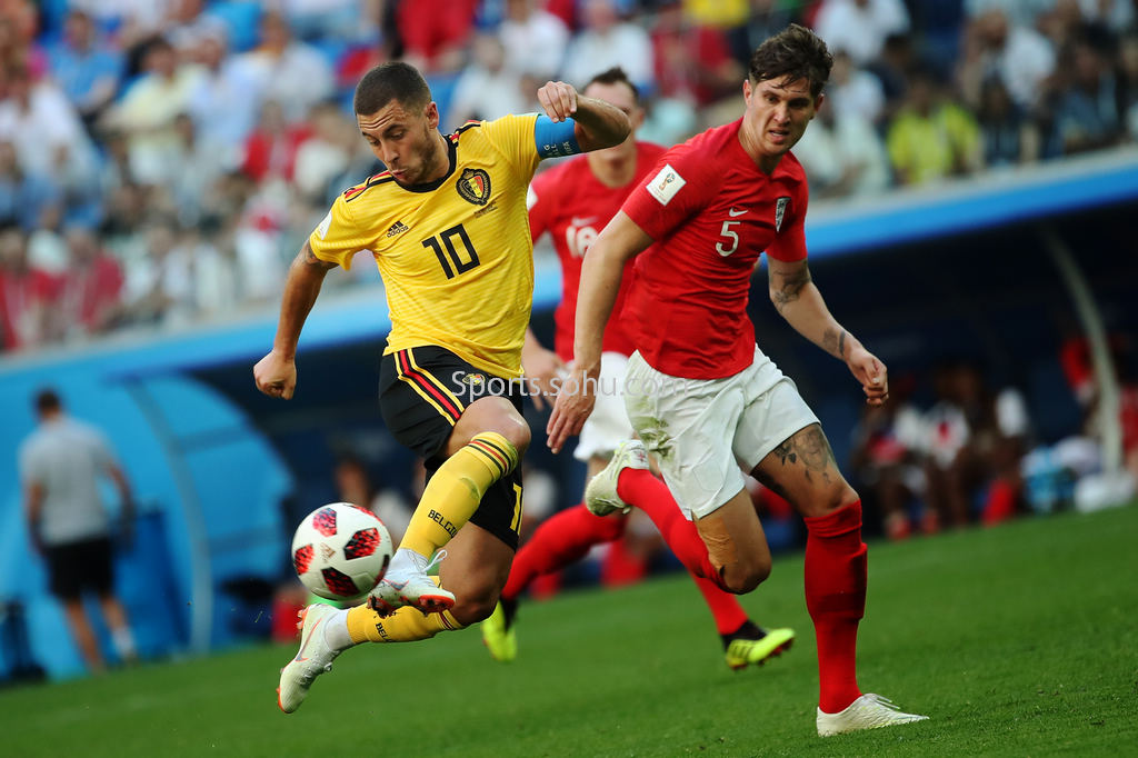 潘德夫：国米被裁判戏耍，范戴克手球明显是点球但却被无视