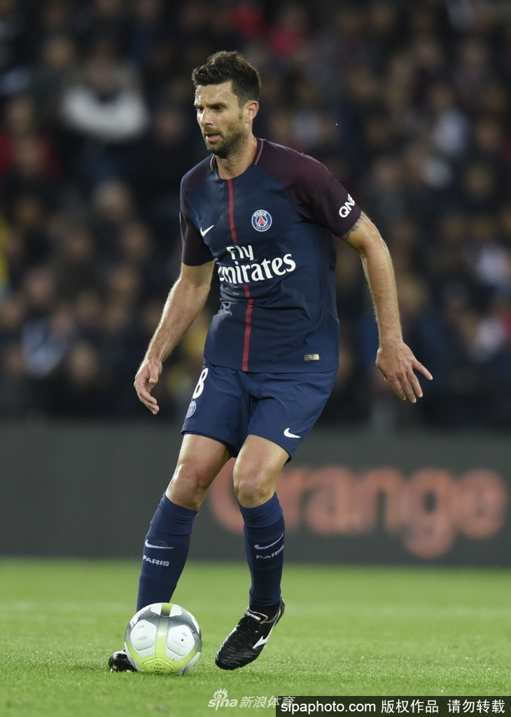 基米希：我们给了阿森纳太多的角球，这让情况变得很危险