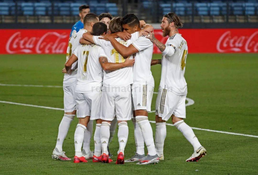 这一刻属于他一个人