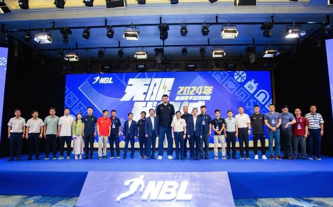 两年换了4位打野，BLG第三赛段首战AL，成功复仇！还真有用啊？