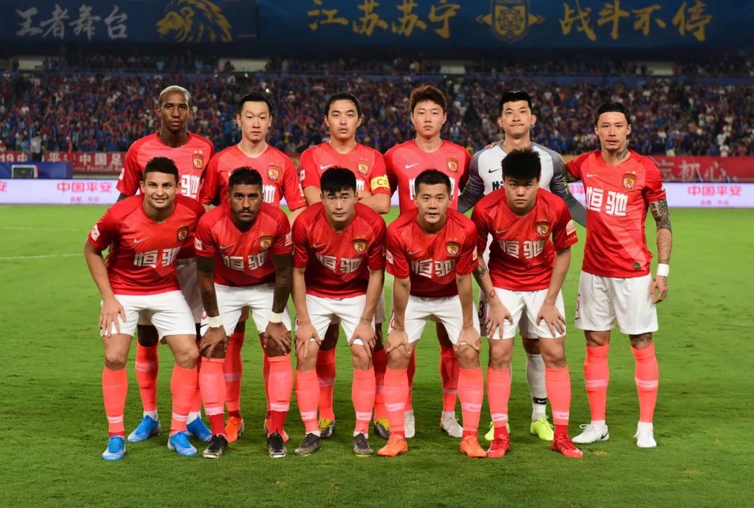 成都刮起“法国旋风” “眼镜侠”勒布伦兄弟闪耀混团世界杯